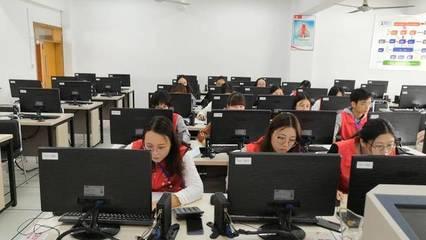 经纬丨会计技能大赛现场回顾 计算机技术培训赋能财务精英