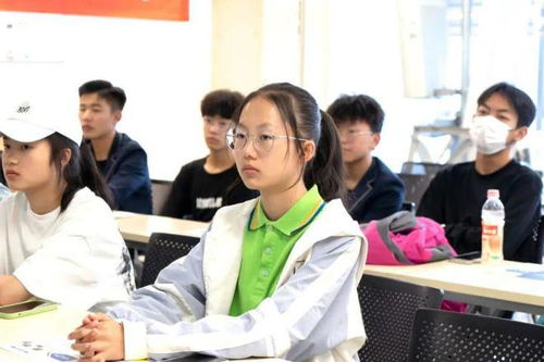 云南新华电脑职业技能培训学校 有礼“童”享，择校咨询会助力计算机系统服务人才培养