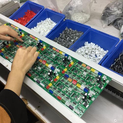 电子厂上班怎么样(电脑厂工作如何)